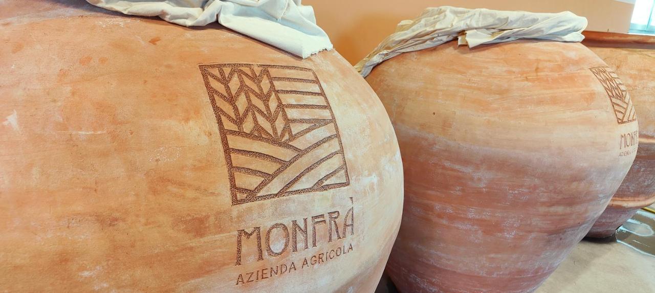 Monfrà - Ospitalità Rurale, Vigneti e Cantina Vignale Exterior foto